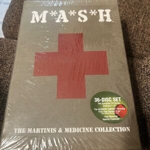 M A S H Martinis & Medicine Collection DVD 2006 36-Disc Set